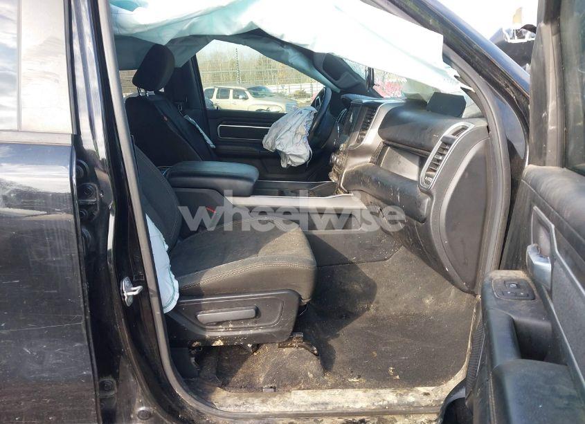 Photo 5 of 2019 Ram 1500 BIG HORN/LONE STAR 4X4 5'7 BOX (VIN 1C6SRFFT7KN804442)