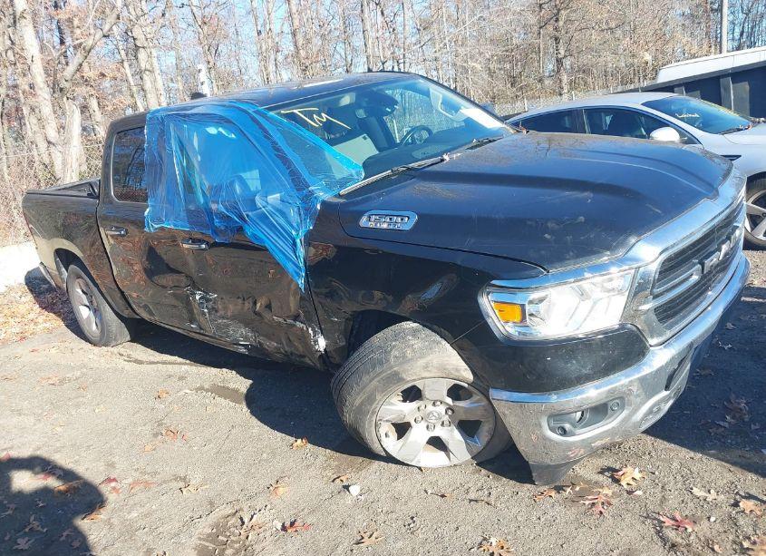 2020 Ram 1500 BIG HORN 4X4 5'7 BOX (VIN 1C6SRFFT7LN140483) main photo