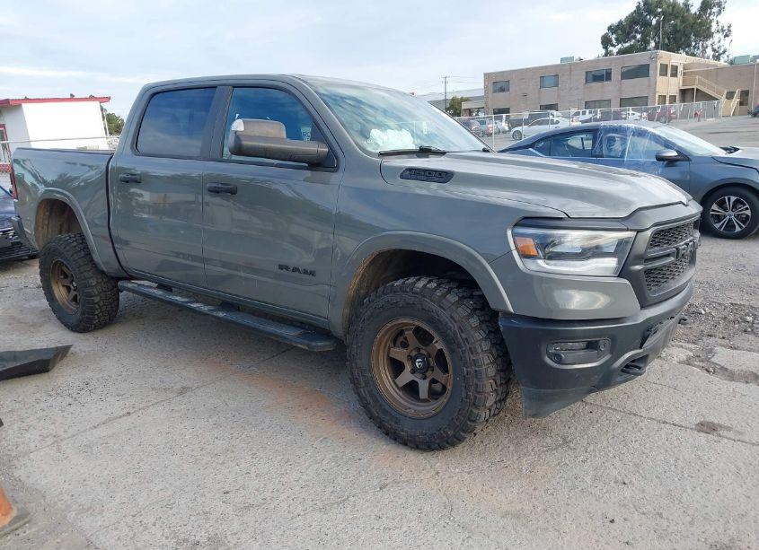 2020 Ram 1500 BIG HORN 4X4 5'7 BOX (VIN 1C6SRFFT7LN377457) main photo