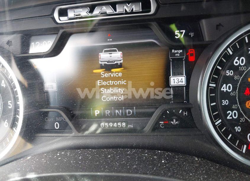 Photo 15 of 2021 Ram 1500 BIG HORN 4X4 5'7 BOX (VIN 1C6SRFFT7MN632402)