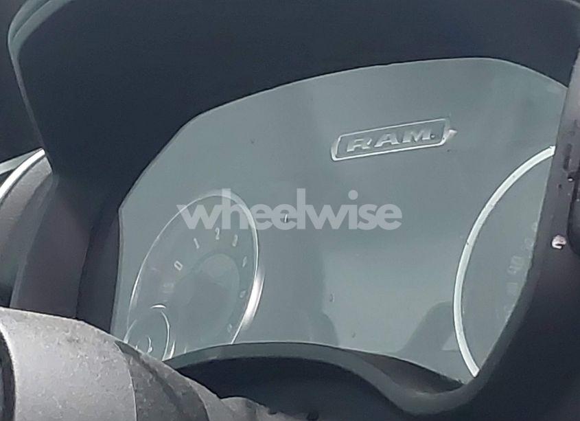 Photo 15 of 2021 Ram 1500 BIG HORN 4X4 5'7 BOX (VIN 1C6SRFFT7MN653542)