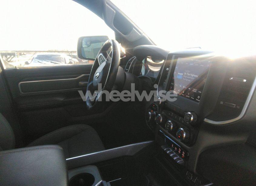 Photo 5 of 2021 Ram 1500 BIG HORN 4X4 5'7 BOX (VIN 1C6SRFFT7MN763409)