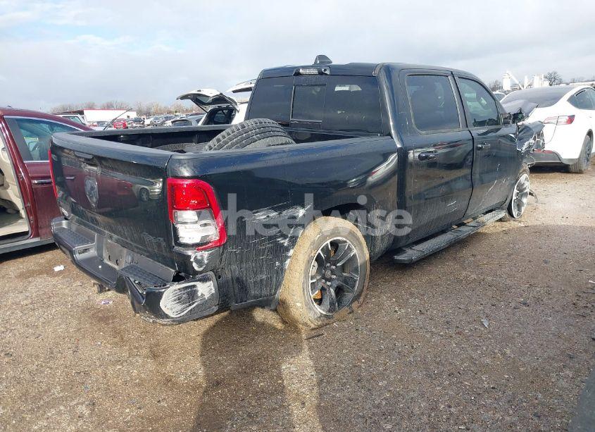 Photo 4 of 2021 Ram 1500 BIG HORN 4X4 5'7 BOX (VIN 1C6SRFFT7MN767511)