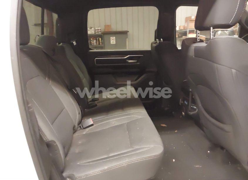 Photo 8 of 2021 Ram 1500 BIG HORN 4X4 5'7 BOX (VIN 1C6SRFFT7MN777794)