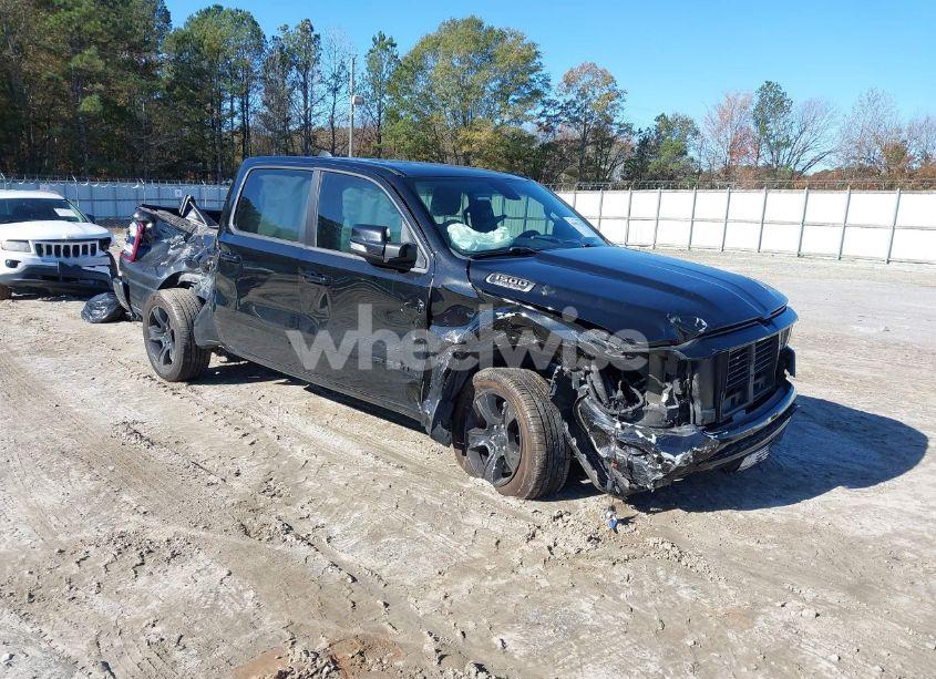 2022 Ram 1500 BIG HORN 4X4 5'7 BOX (VIN 1C6SRFFT7NN137103) main photo