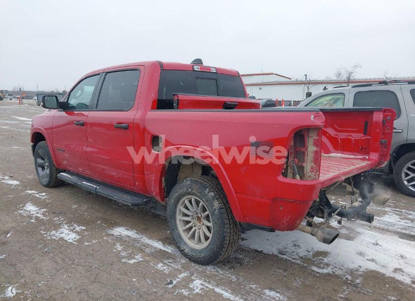 Photo 3 of 2022 Ram 1500 BIG HORN 4X4 5'7 BOX (VIN 1C6SRFFT7NN243177)