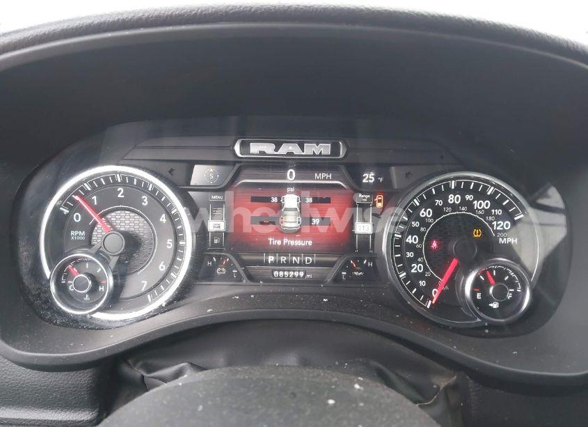 Photo 7 of 2022 Ram 1500 BIG HORN 4X4 5'7 BOX (VIN 1C6SRFFT7NN243177)