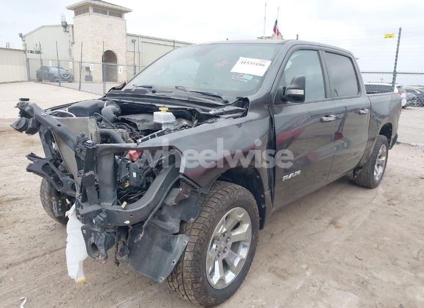 Photo 2 of 2019 Ram 1500 BIG HORN/LONE STAR 4X4 5'7 BOX (VIN 1C6SRFFT8KN717990)