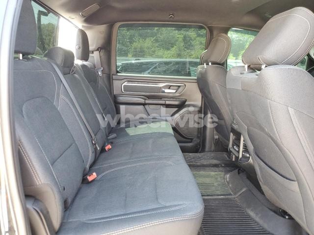 Photo 3 of 2019 RAM 1500 BIG HORN/LONE STAR (VIN 1C6SRFFT8KN741304)