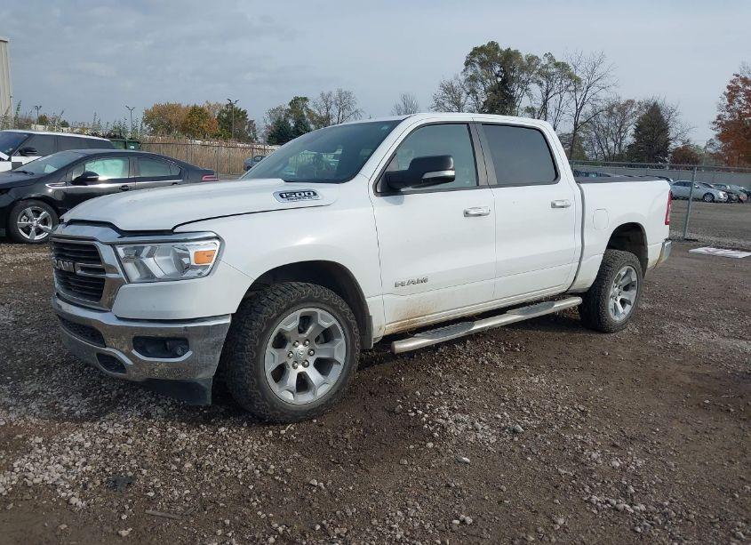 Photo 2 of 2019 Ram 1500 BIG HORN/LONE STAR 4X4 5'7 BOX (VIN 1C6SRFFT8KN873737)