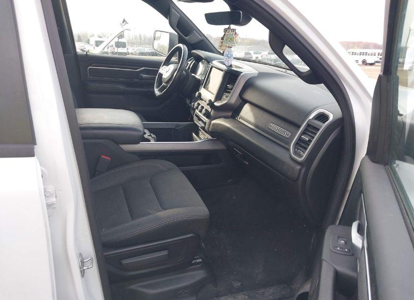 Photo 5 of 2019 Ram 1500 BIG HORN/LONE STAR 4X4 5'7 BOX (VIN 1C6SRFFT8KN873737)