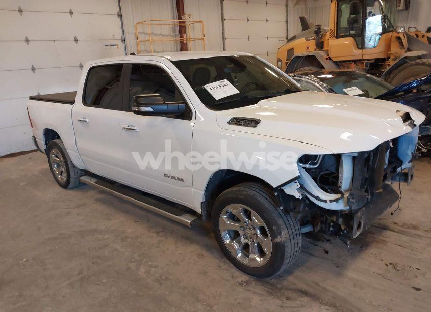 2019 Ram 1500 BIG HORN/LONE STAR 4X4 5'7 BOX (VIN 1C6SRFFT8KN918904) main photo