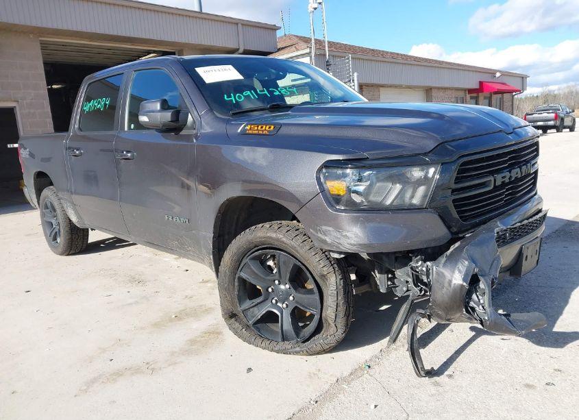 2020 Ram 1500 BIG HORN 4X4 5'7 BOX (VIN 1C6SRFFT8LN110487) main photo