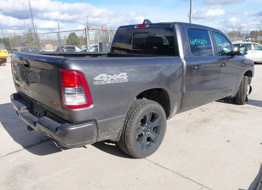 Photo 4 of 2020 Ram 1500 BIG HORN 4X4 5'7 BOX (VIN 1C6SRFFT8LN110487)