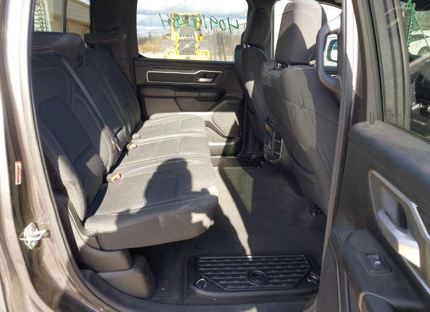 Photo 8 of 2020 Ram 1500 BIG HORN 4X4 5'7 BOX (VIN 1C6SRFFT8LN110487)