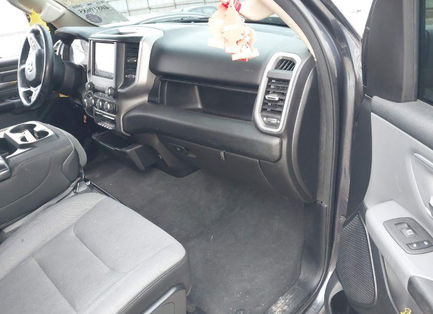 Photo 5 of 2020 Ram 1500 BIG HORN (VIN 1C6SRFFT8LN125281)