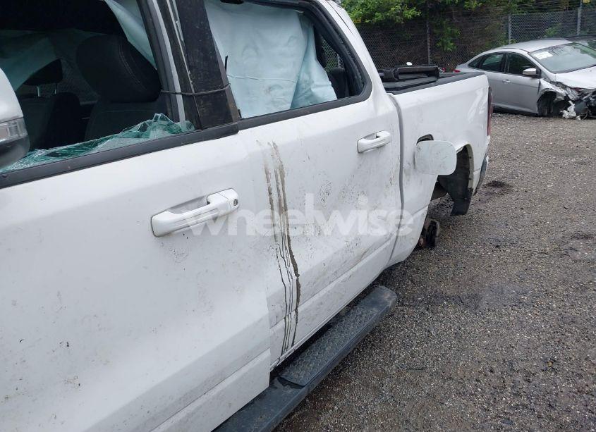 Photo 6 of 2020 Ram 1500 BIG HORN 4X4 5'7 BOX (VIN 1C6SRFFT8LN207821)