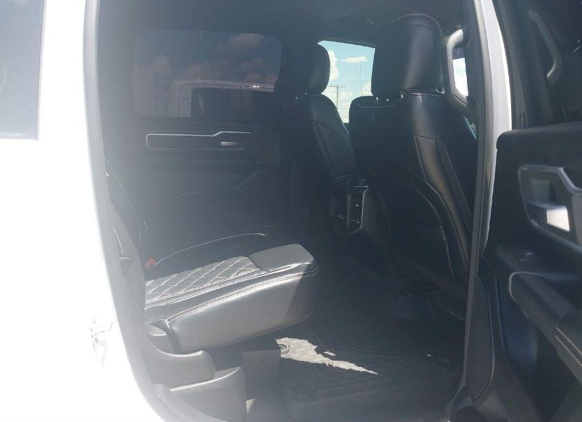 Photo 8 of 2020 Ram 1500 BIG HORN 4X4 5'7 BOX (VIN 1C6SRFFT8LN282504)