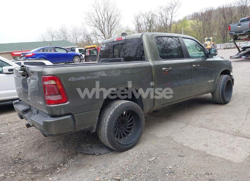 Photo 4 of 2020 Ram 1500 BIG HORN 4X4 5'7 BOX (VIN 1C6SRFFT8LN326825)