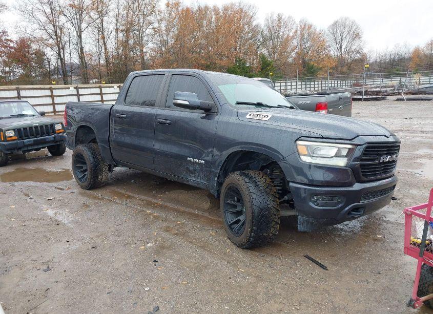 2020 Ram 1500 BIG HORN 4X4 5'7 BOX (VIN 1C6SRFFT8LN329899) main photo