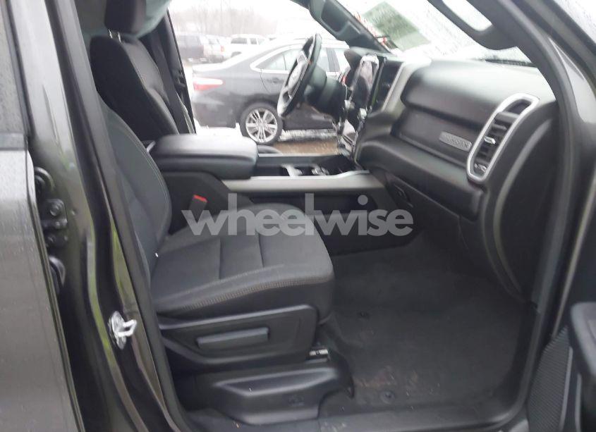 Photo 5 of 2020 Ram 1500 BIG HORN 4X4 5'7 BOX (VIN 1C6SRFFT8LN342913)