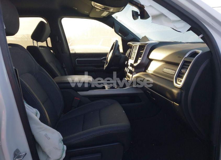 Photo 5 of 2020 Ram 1500 BIG HORN 4X4 5'7 BOX (VIN 1C6SRFFT8LN350557)