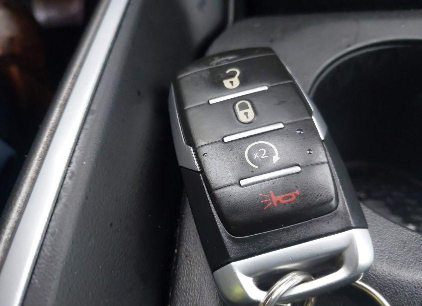 Photo 11 of 2021 Ram 1500 BIG HORN 4X4 5'7 BOX (VIN 1C6SRFFT8MN585204)