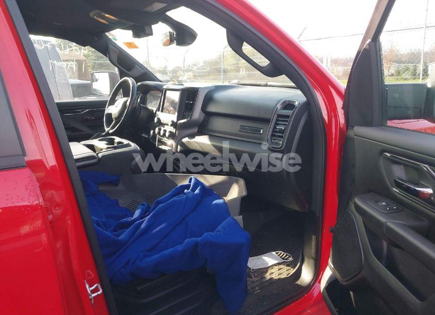 Photo 5 of 2021 Ram 1500 BIG HORN 4X4 5'7 BOX (VIN 1C6SRFFT8MN698554)