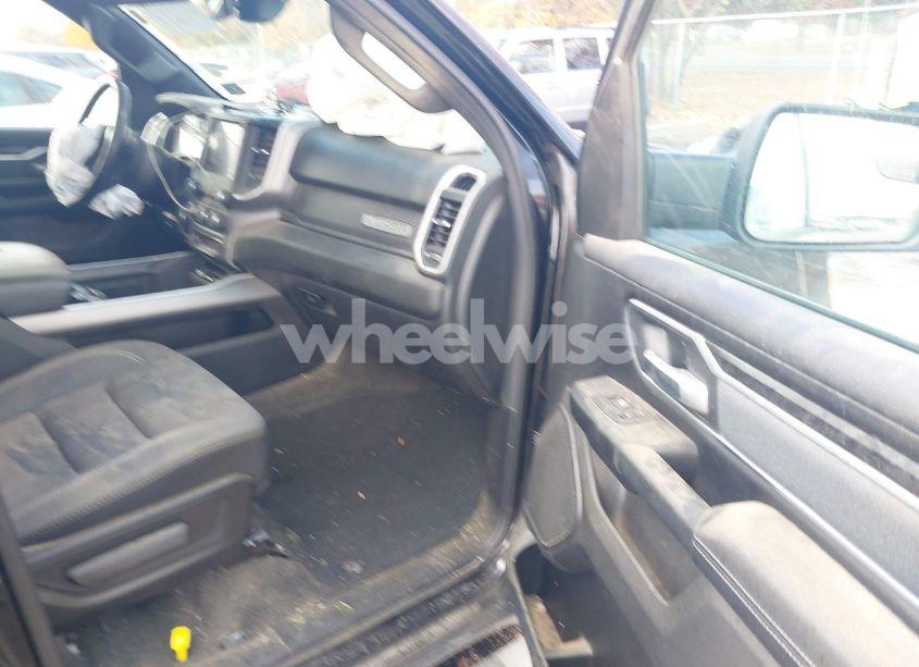 Photo 5 of 2022 Ram 1500 BIG HORN 4X4 5'7 BOX (VIN 1C6SRFFT8NN455067)