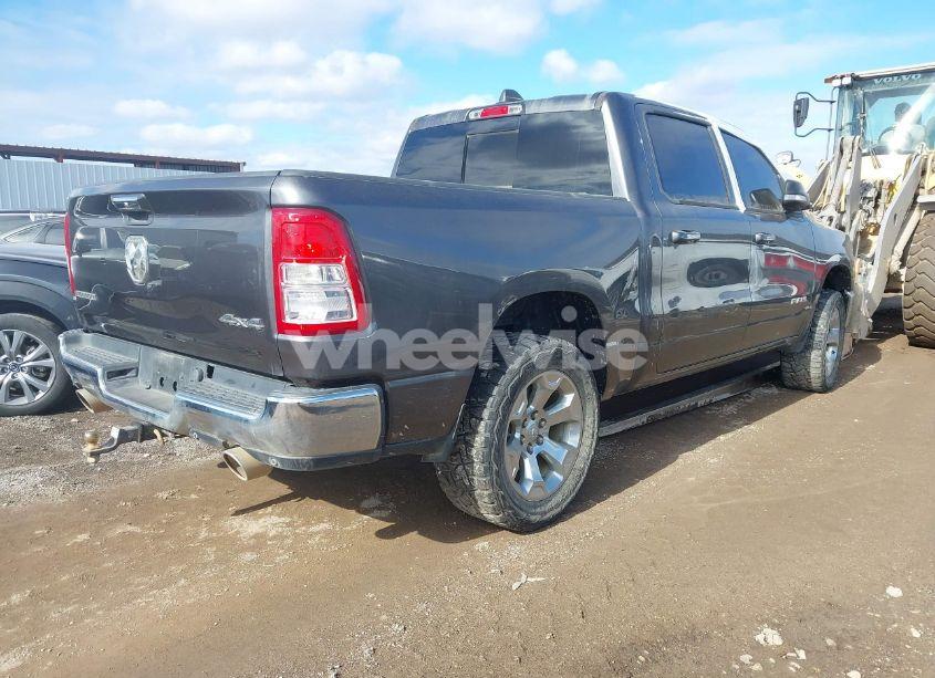 Photo 4 of 2019 Ram 1500 BIG HORN/LONE STAR 4X4 5'7 BOX (VIN 1C6SRFFT9KN546554)