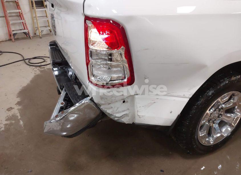 Photo 18 of 2019 Ram 1500 BIG HORN/LONE STAR 4X4 5'7 BOX (VIN 1C6SRFFT9KN575214)