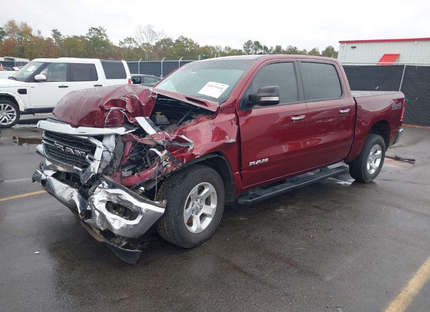 Photo 2 of 2019 Ram 1500 (VIN 1C6SRFFT9KN592577)