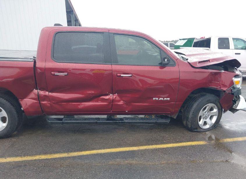 Photo 6 of 2019 Ram 1500 (VIN 1C6SRFFT9KN592577)