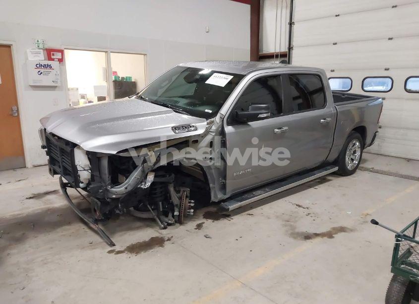 Photo 2 of 2019 Ram 1500 BIG HORN/LONE STAR 4X4 5'7 BOX (VIN 1C6SRFFT9KN803311)