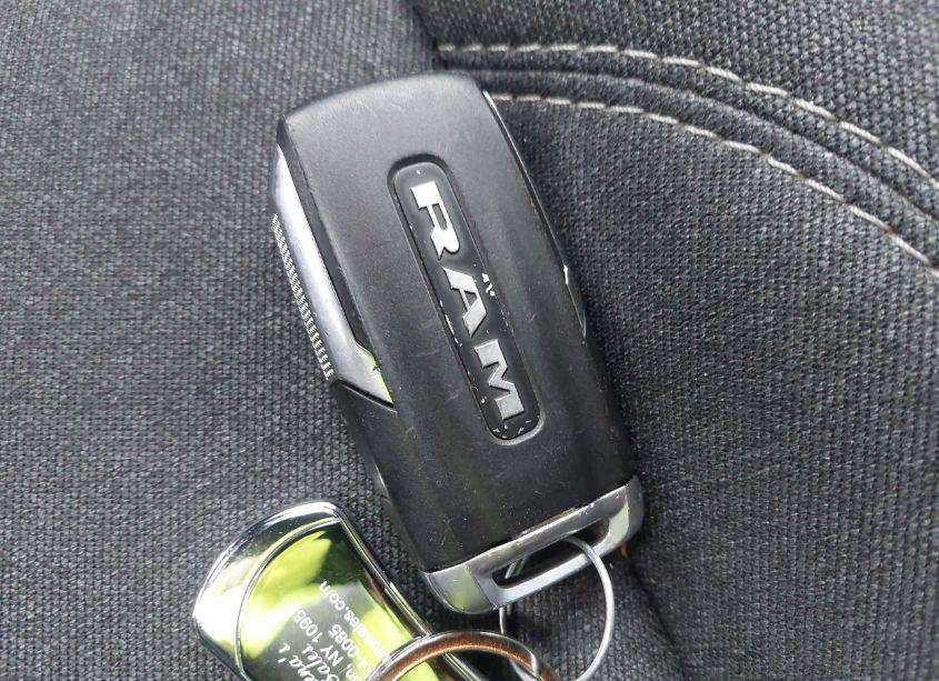 Photo 11 of 2020 Ram 1500 BIG HORN 4X4 5'7 BOX (VIN 1C6SRFFT9LN102382)