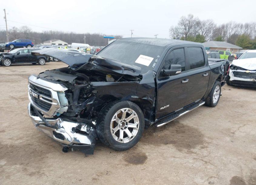 Photo 2 of 2020 Ram 1500 BIG HORN 4X4 5'7 BOX (VIN 1C6SRFFT9LN183576)