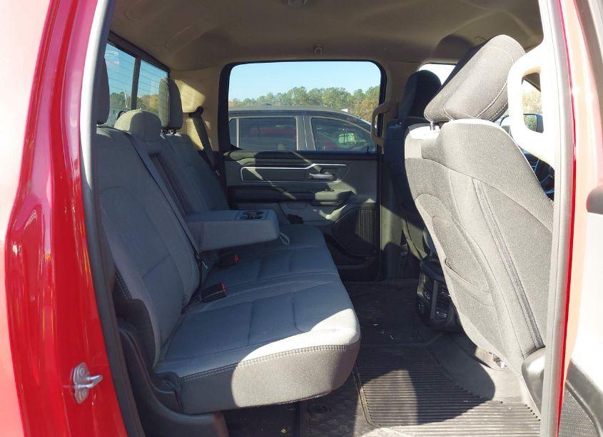 Photo 8 of 2020 Ram 1500 BIG HORN 4X4 5'7 BOX (VIN 1C6SRFFT9LN232551)