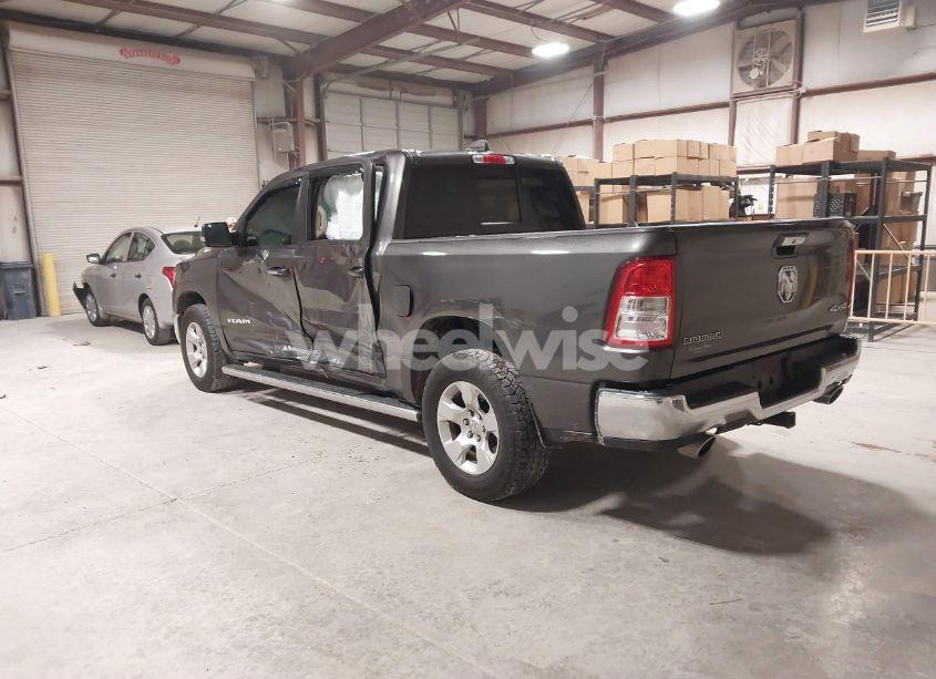 Photo 3 of 2020 Ram 1500 BIG HORN 4X4 5'7 BOX (VIN 1C6SRFFT9LN290725)