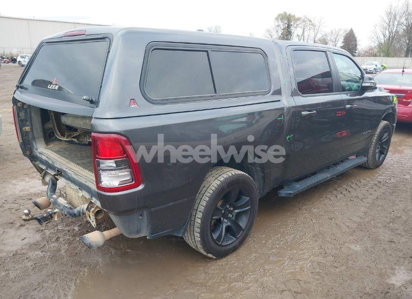 Photo 4 of 2020 Ram 1500 BIG HORN 4X4 5'7 BOX (VIN 1C6SRFFT9LN396379)