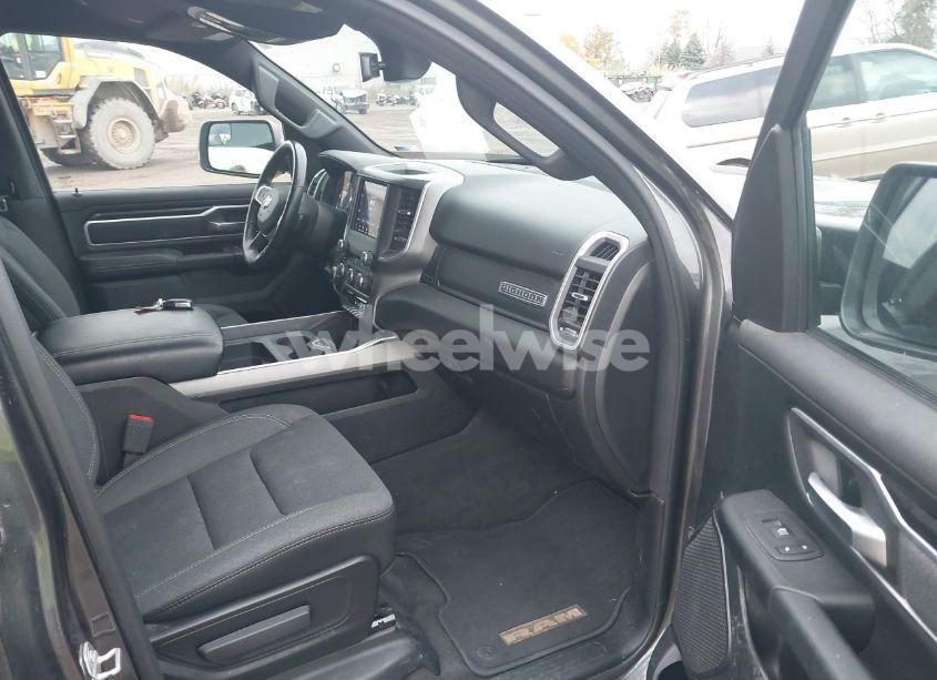 Photo 5 of 2020 Ram 1500 BIG HORN 4X4 5'7 BOX (VIN 1C6SRFFT9LN396379)