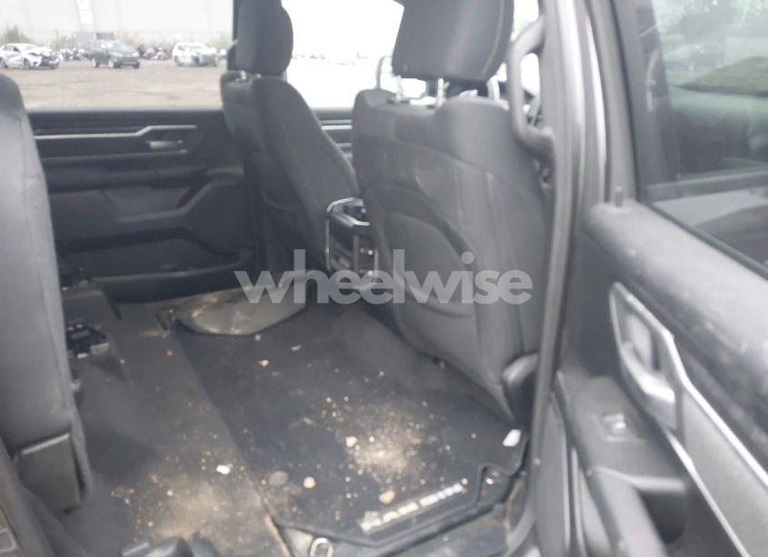 Photo 8 of 2020 Ram 1500 BIG HORN 4X4 5'7 BOX (VIN 1C6SRFFT9LN396379)