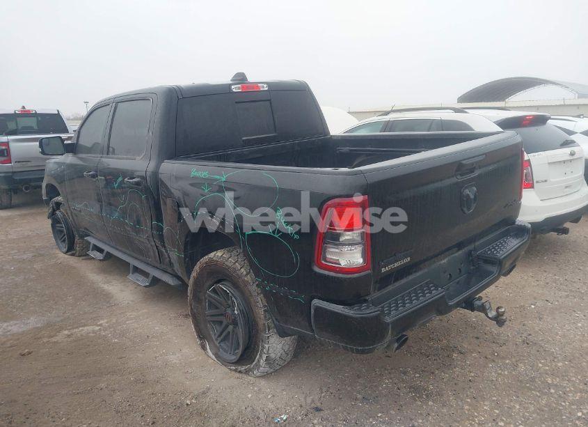 Photo 3 of 2019 Ram 1500 BIG HORN/LONE STAR 4X4 5'7 BOX (VIN 1C6SRFFTXKN529262)