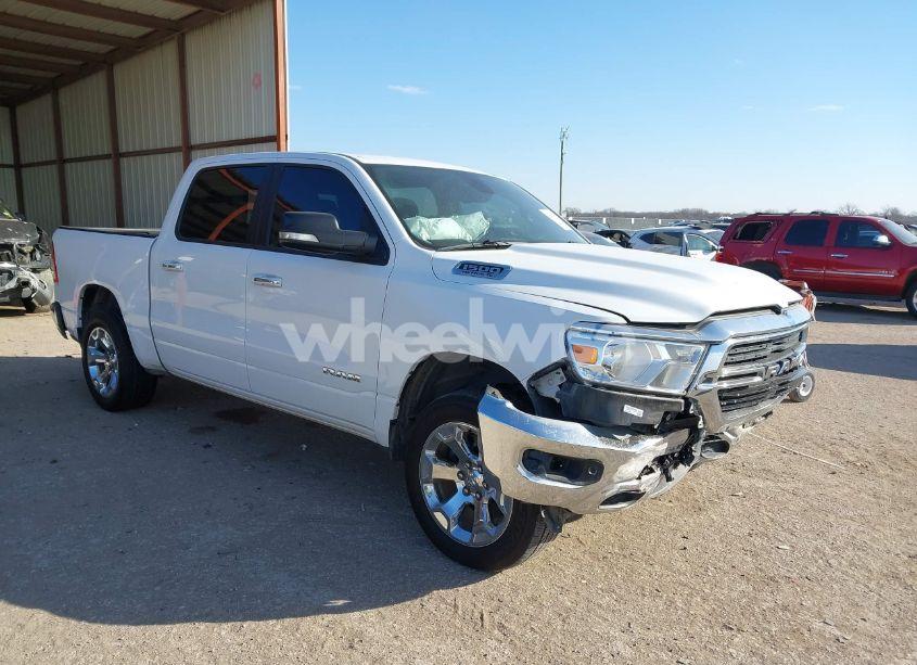 2019 Ram 1500 BIG HORN/LONE STAR 4X4 5'7 BOX (VIN 1C6SRFFTXKN546790) main photo