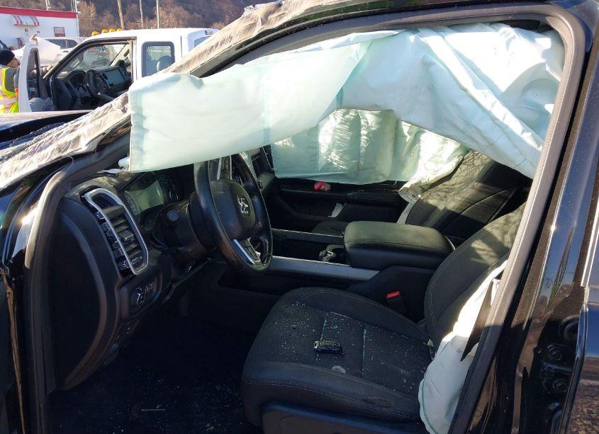 Photo 5 of 2019 Ram 1500 BIG HORN/LONE STAR 4X4 5'7 BOX (VIN 1C6SRFFTXKN583743)