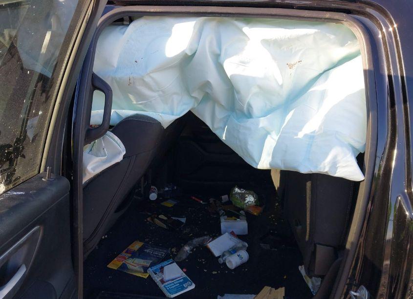 Photo 8 of 2019 Ram 1500 BIG HORN/LONE STAR 4X4 5'7 BOX (VIN 1C6SRFFTXKN583743)