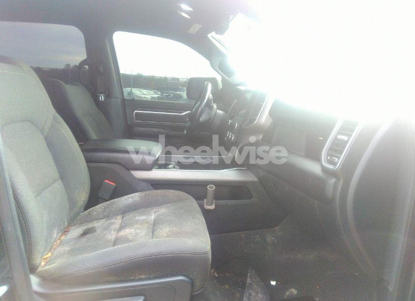 Photo 5 of 2019 Ram 1500 BIG HORN/LONE STAR 4X4 5'7 BOX (VIN 1C6SRFFTXKN825768)