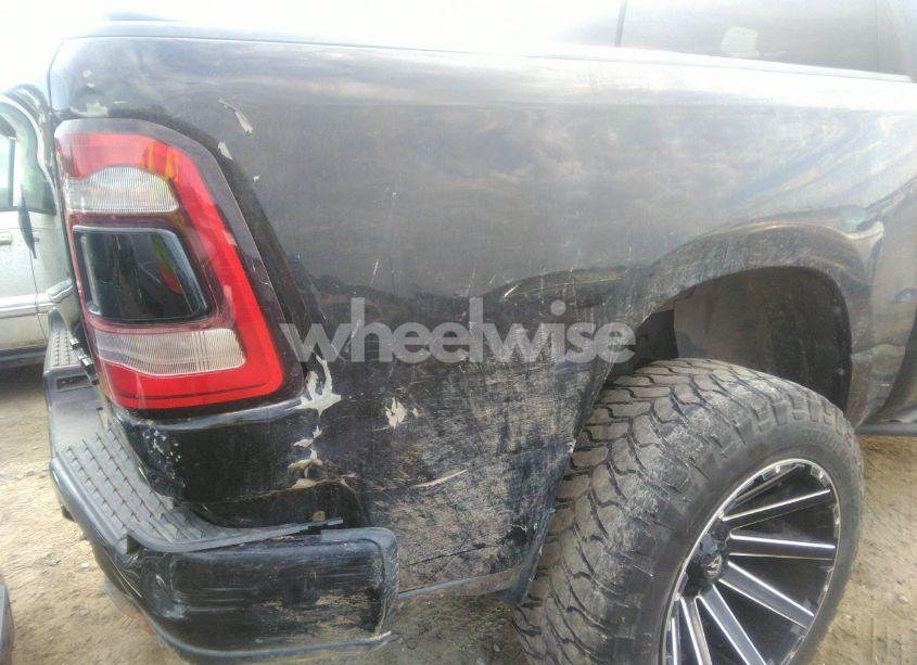 Photo 6 of 2019 Ram 1500 BIG HORN/LONE STAR 4X4 5'7 BOX (VIN 1C6SRFFTXKN825768)