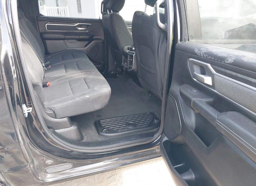 Photo 8 of 2020 Ram 1500 (VIN 1C6SRFFTXLN160260)