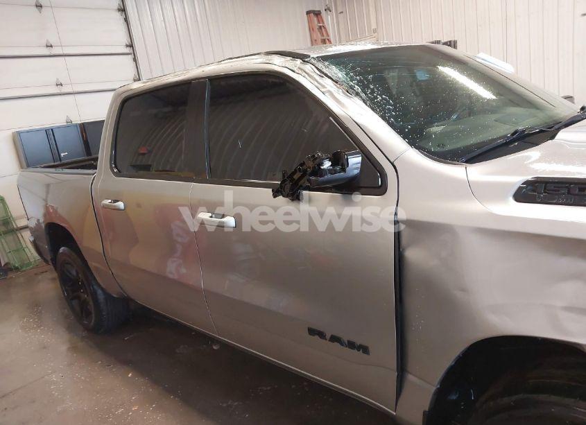 Photo 13 of 2020 Ram 1500 (VIN 1C6SRFFTXLN274453)