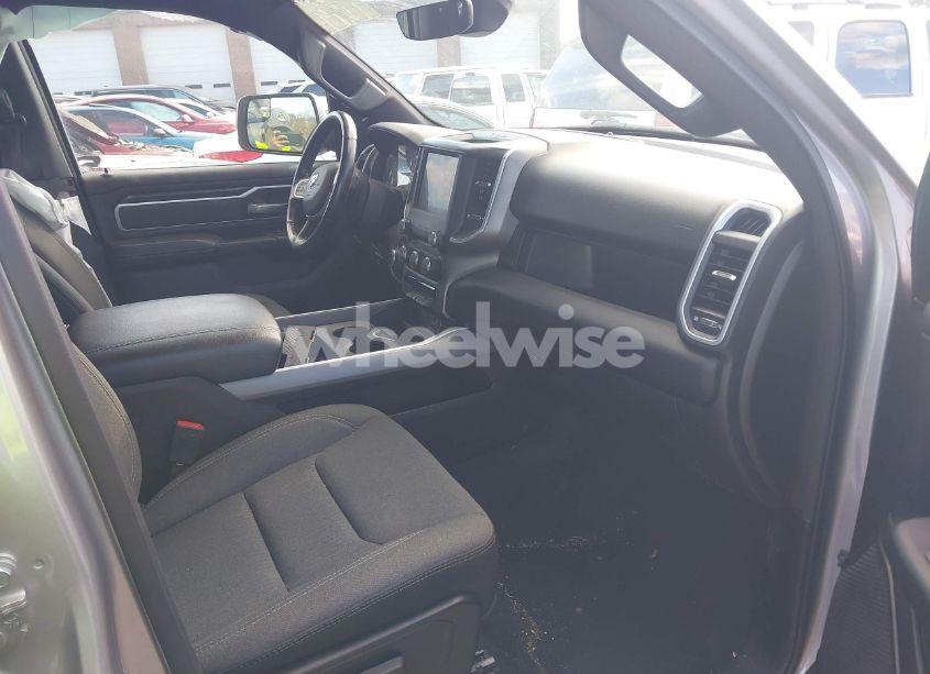 Photo 5 of 2022 Ram 1500 BIG HORN 4X4 5'7 BOX (VIN 1C6SRFFTXNN161329)